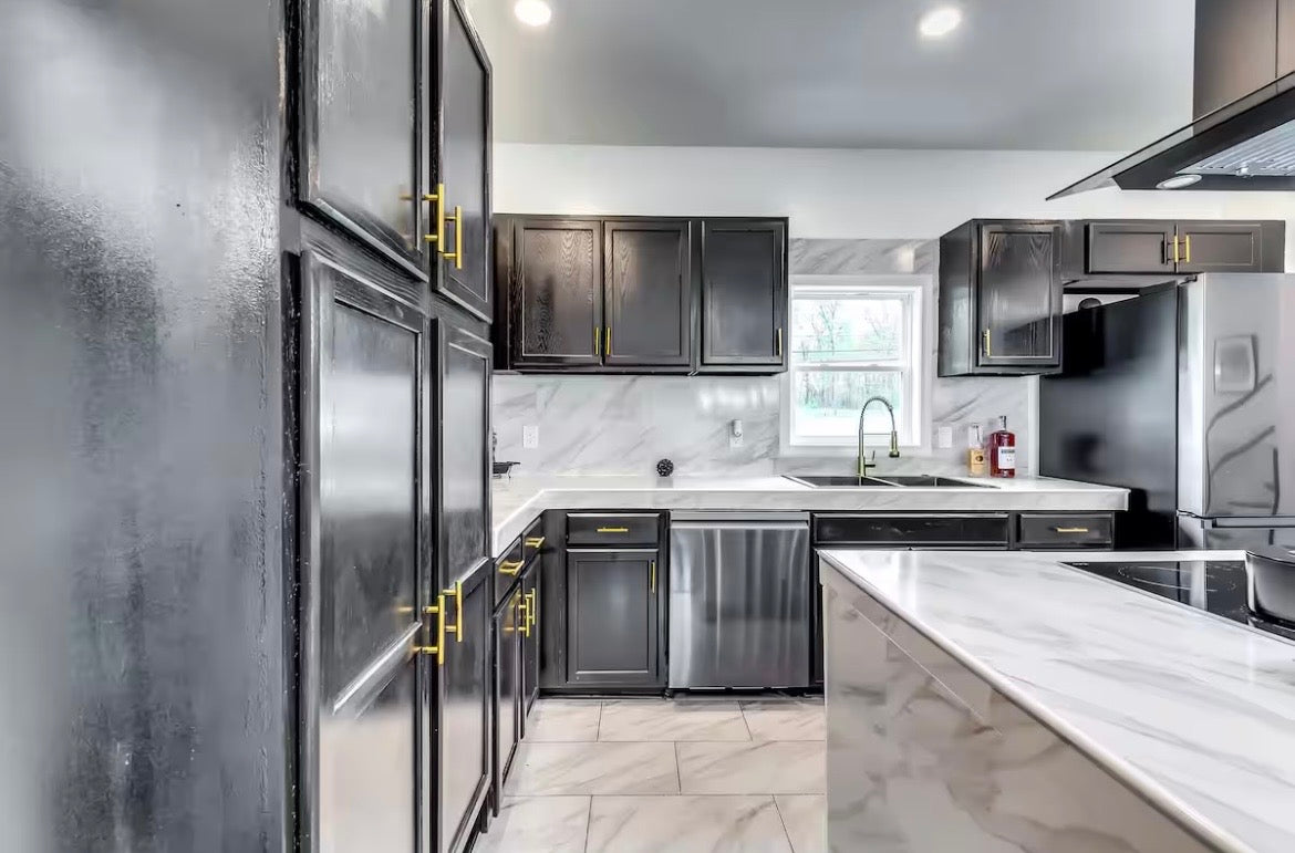 Modern Atlanta Getaway W/Pool $500 Per Night