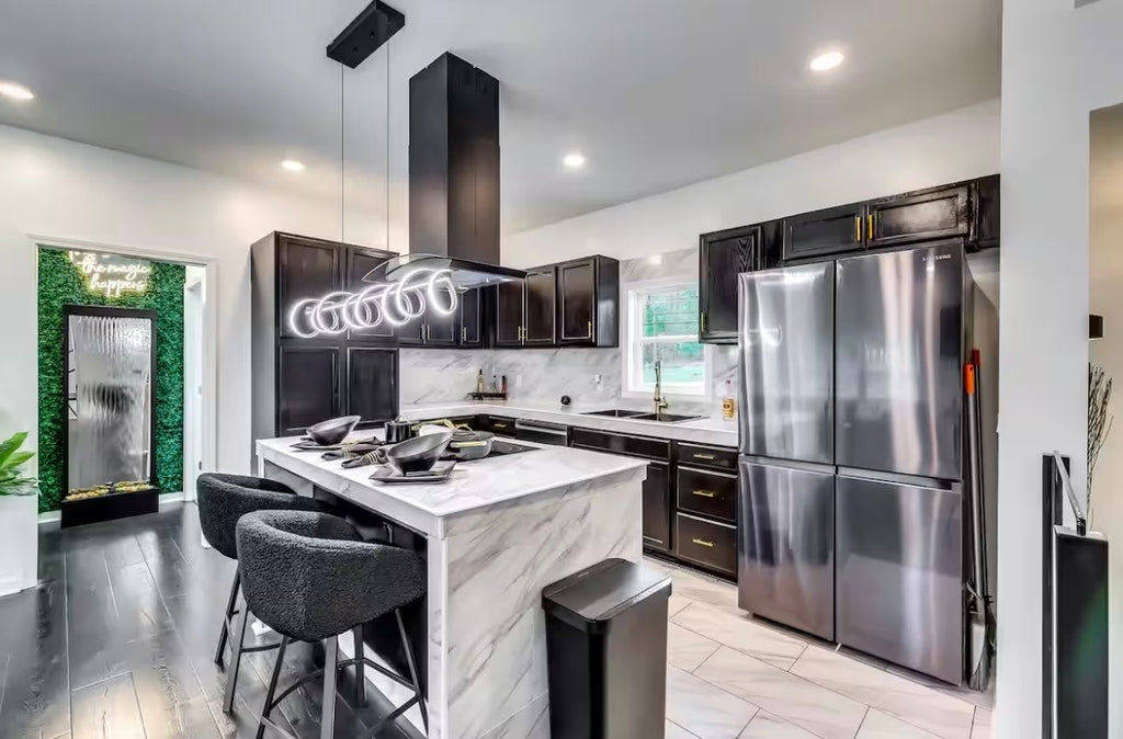 Modern Atlanta Getaway W/Pool $500 Per Night