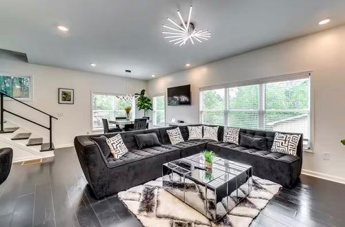 Modern Atlanta Getaway W/Pool $500 Per Night