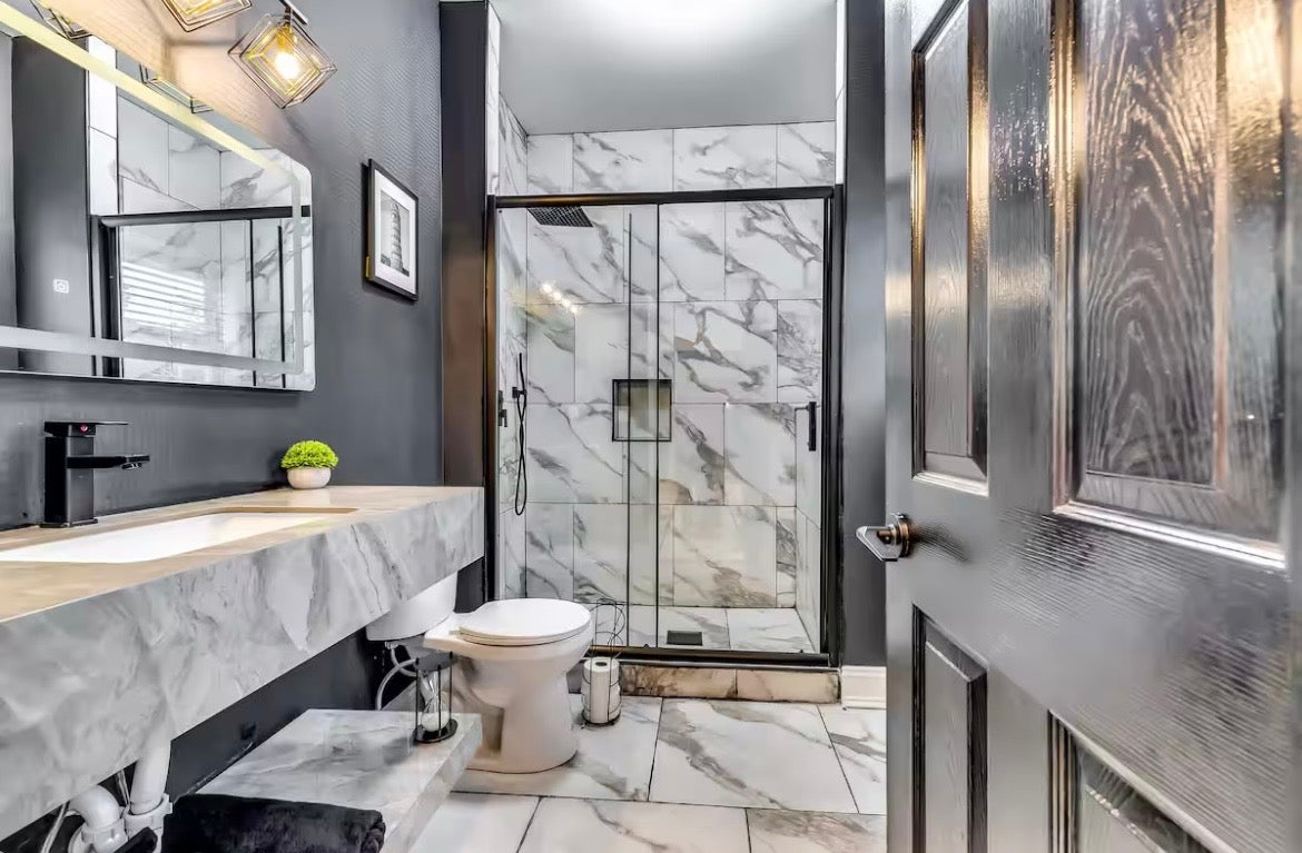 Modern Atlanta Getaway W/Pool $500 Per Night